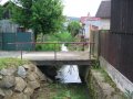 Míškovický potok pod hlásným profilem v obci