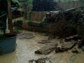 Povodně 2014, vybřežení vodního toku Trnovec na přilehlé zahrady obytných domů