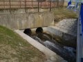 Vyústění vodního toku IDVT 10203754 z průmyslového areálu nad Novou Dědinou