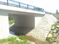 Most s Benešovým rámem přes Věžecký potok